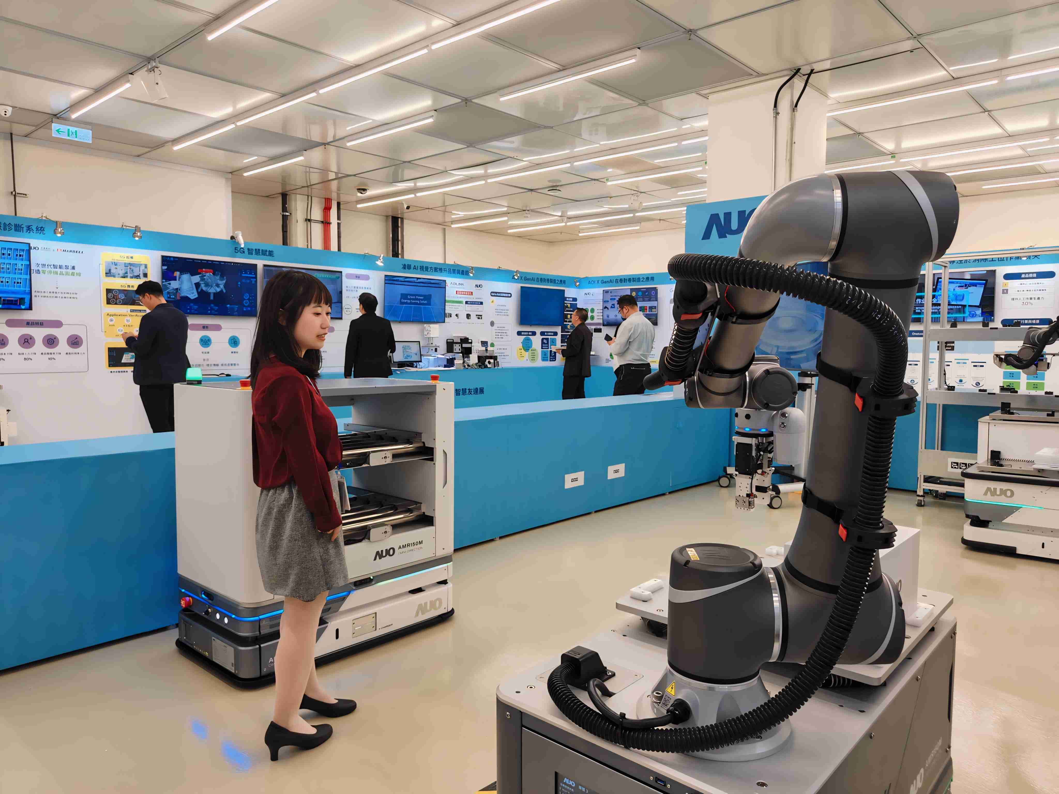 2024智能JDB电子展邀集生态圈伙伴共同参展，，从数字应用、、、净零减碳到能源发展，，创造全方位永续商机，，，携手生态圈伙伴迈向永续未来